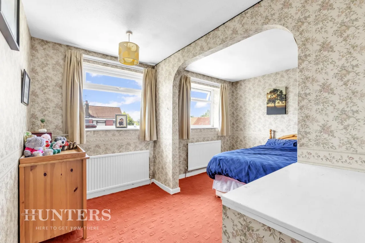 Chichester Close, Smithy Bridge, OL15, photo 16