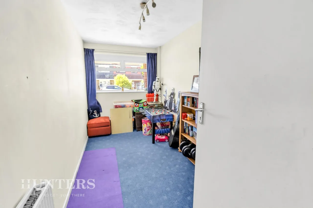 Chichester Close, Smithy Bridge, OL15, photo 13