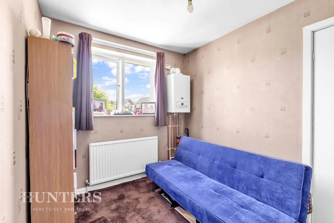 Chichester Close, Smithy Bridge, OL15, photo 20