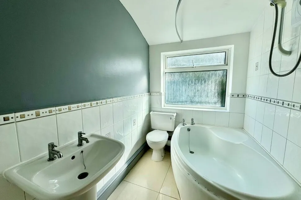 Wybunbury Road, Willaston, CW5, photo 5