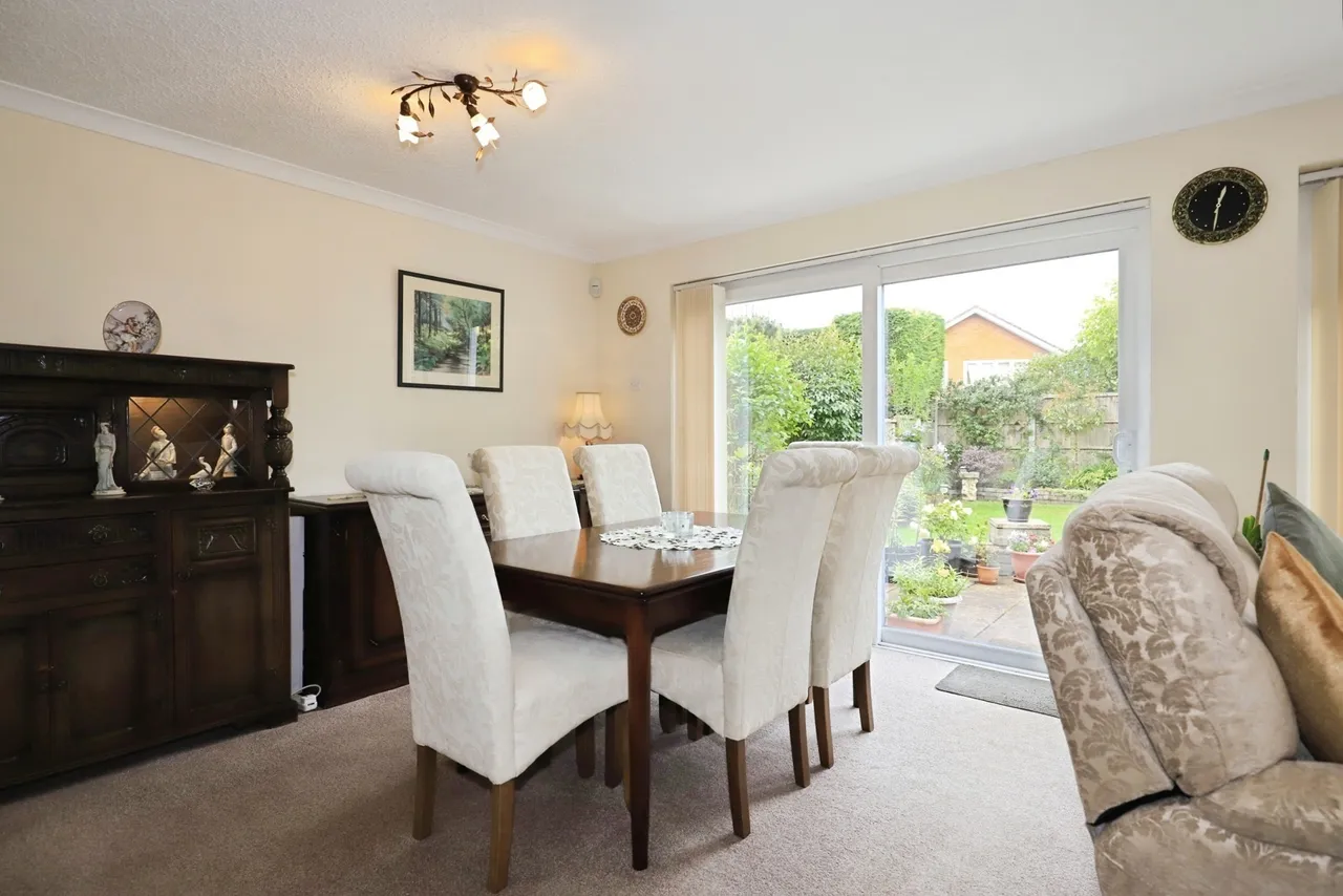 Bronte Drive, Kidderminster, DY10, photo 8