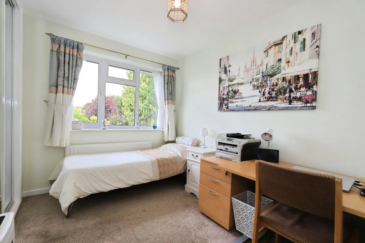 Bronte Drive, Kidderminster, DY10, photo 17