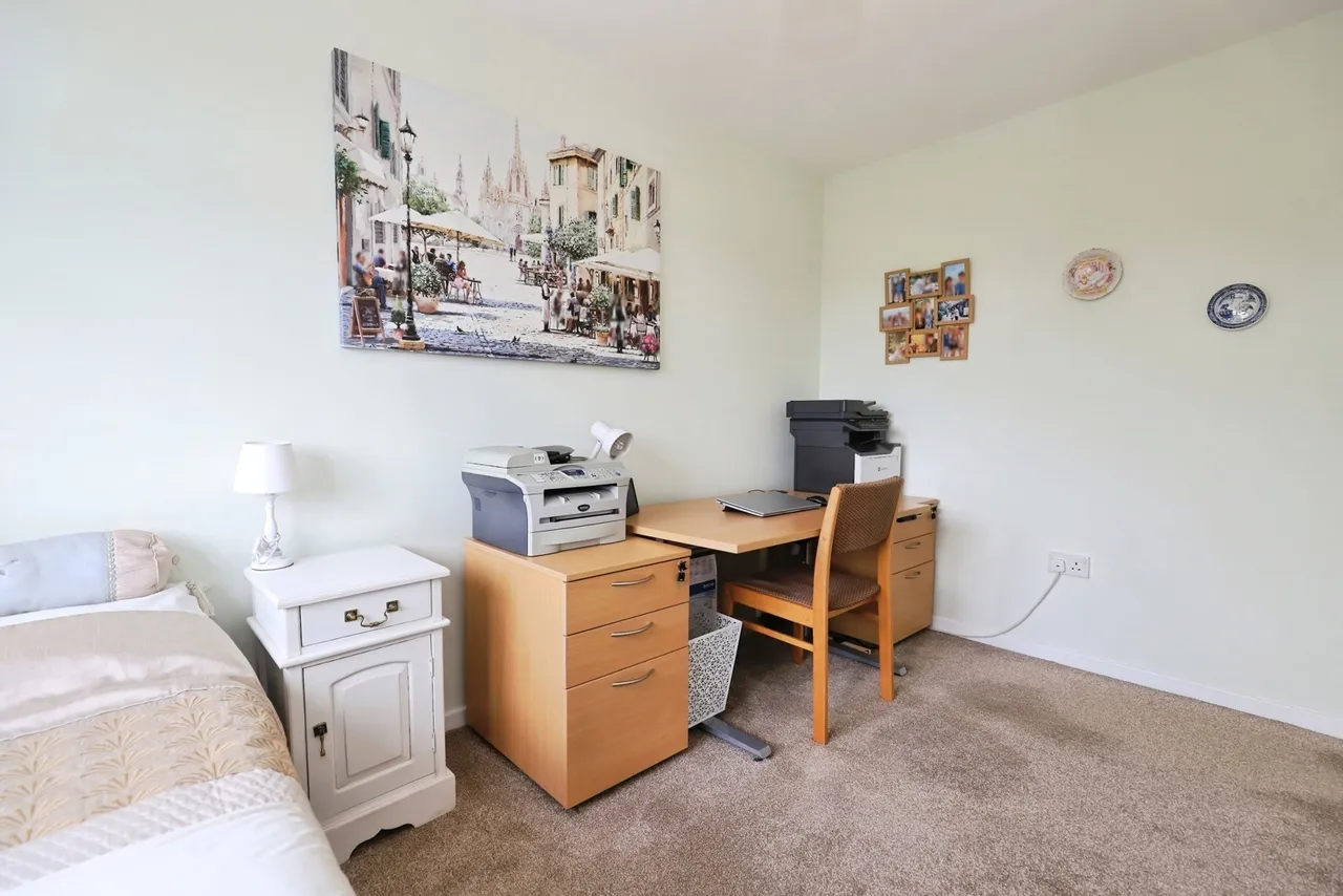 Bronte Drive, Kidderminster, DY10, photo 16