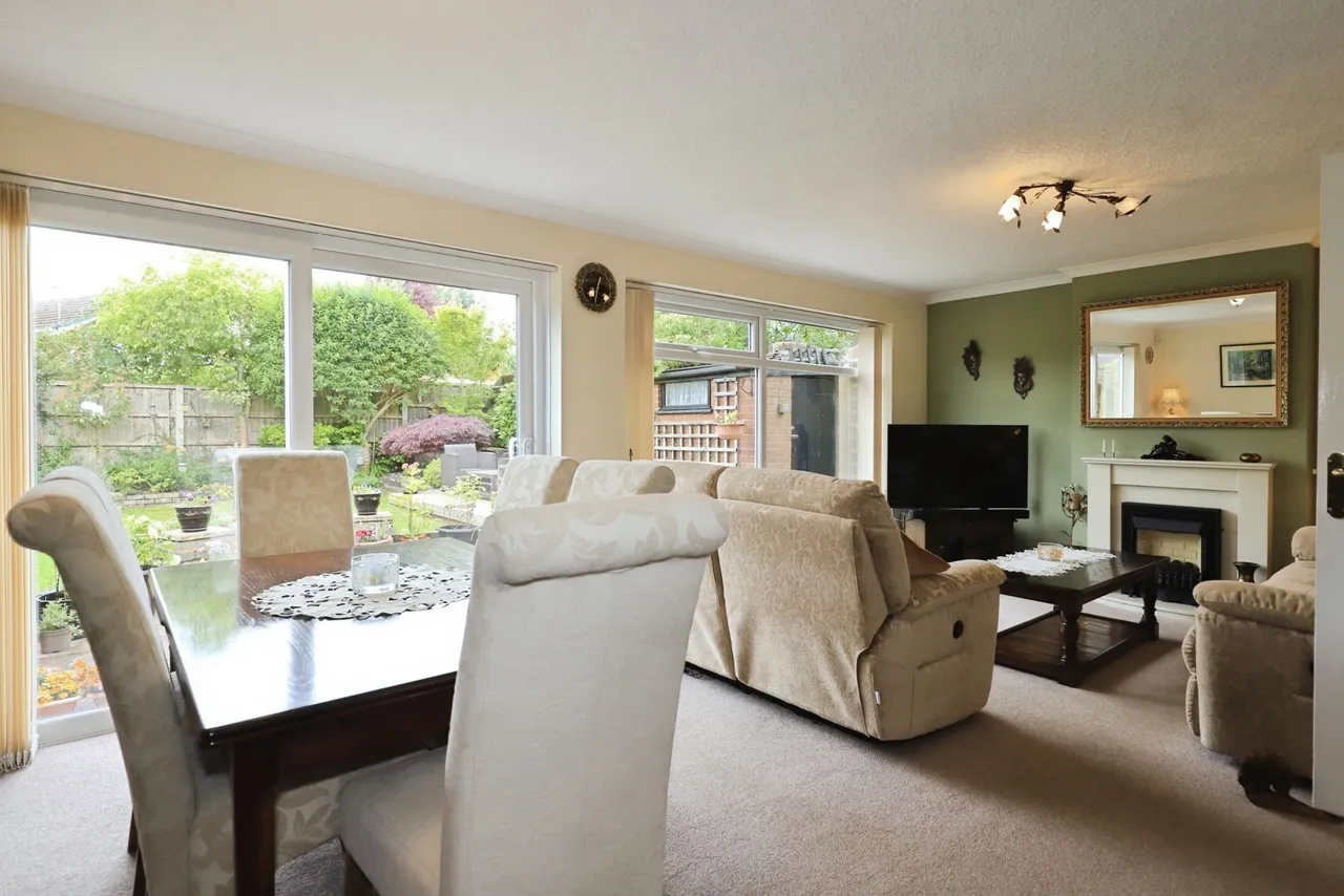 Bronte Drive, Kidderminster, DY10, photo 9