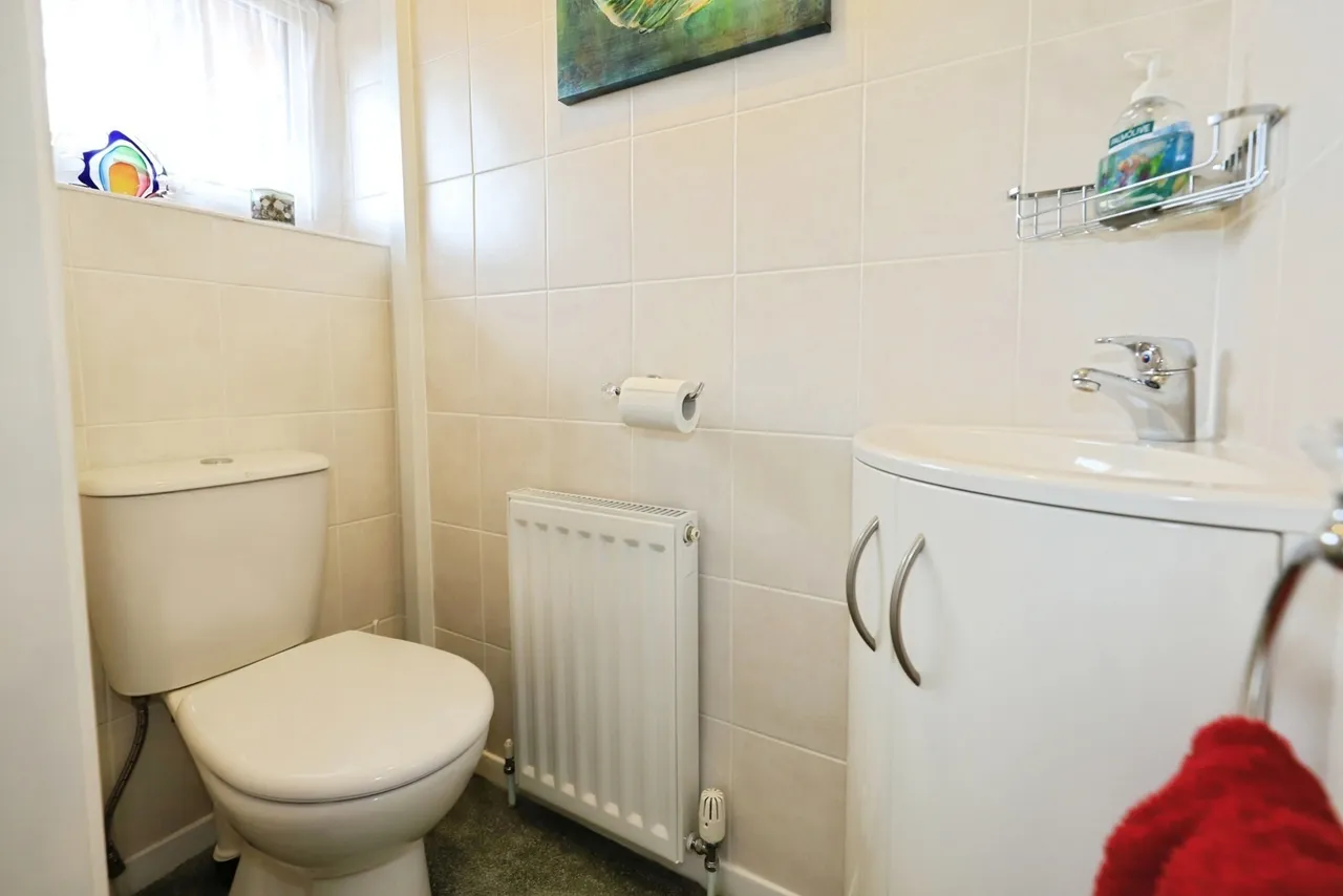 Bronte Drive, Kidderminster, DY10, photo 10