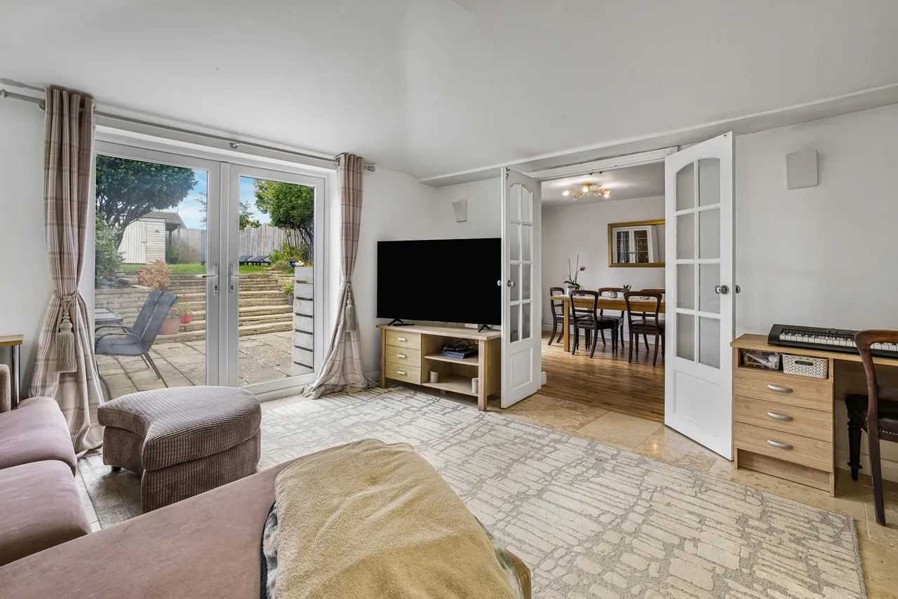 Station Road, Bishops Cleeve, GL52, photo 3