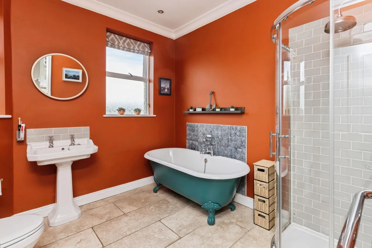 Westville Avenue, Ilkley, LS29, photo 11
