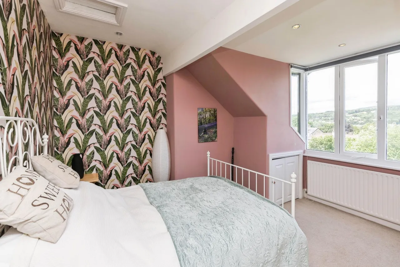 Westville Avenue, Ilkley, LS29, photo 13