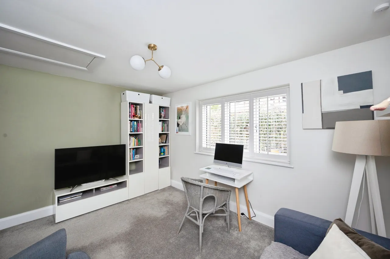 Red Brick Close, Alfreton, DE55, photo 12