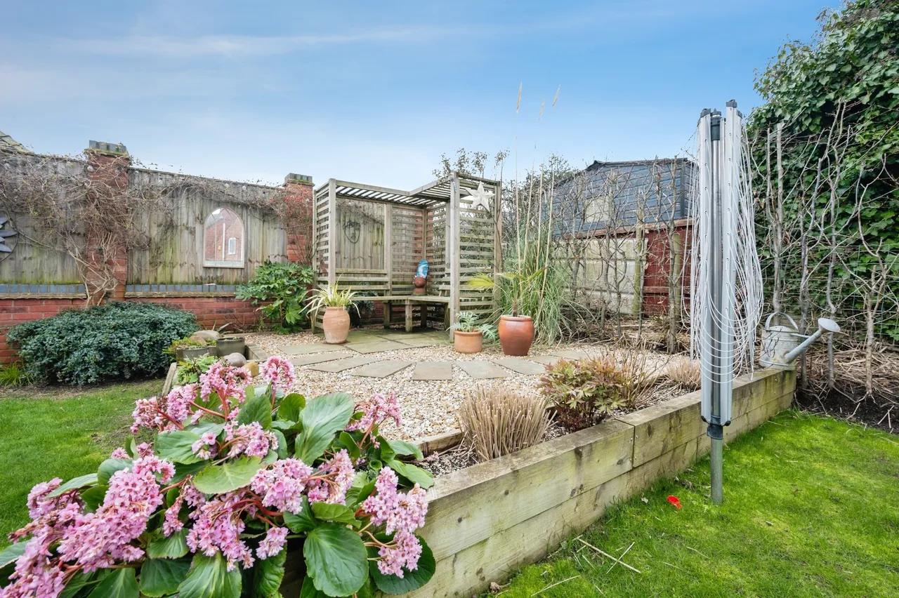 Red Brick Close, Alfreton, DE55, photo 18