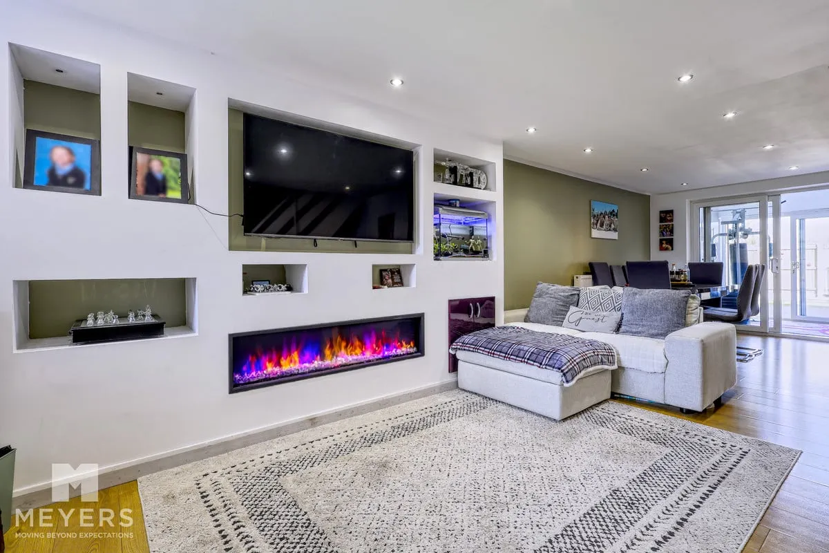 Catalina Close, Christchurch, BH23, photo 2