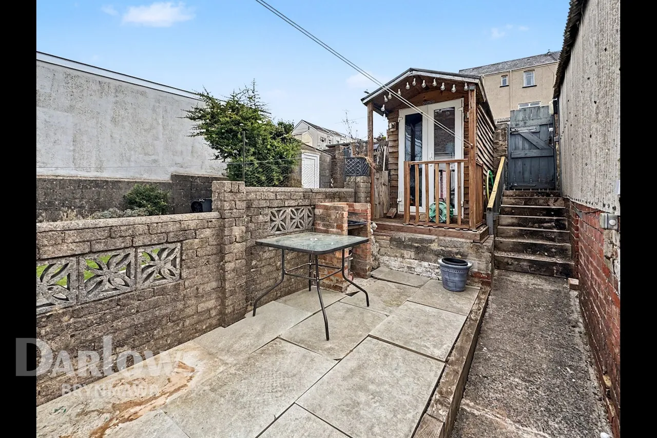 Abertillery Road, Abertillery, photo 22
