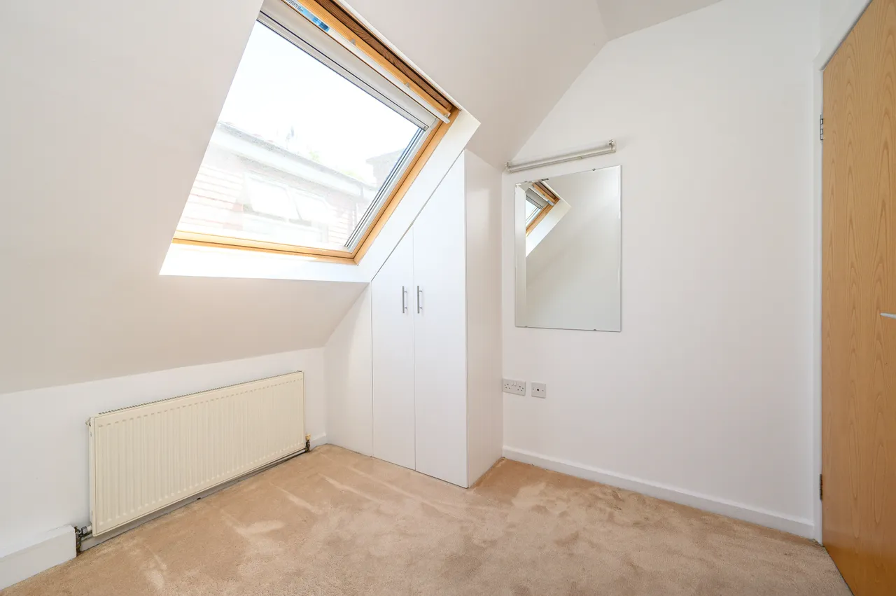 Second Floor Flat 3, 558 Finchley Road, London, photo 6