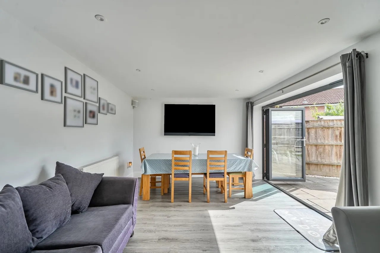 Meadowlands, Lymington, SO41, photo 5