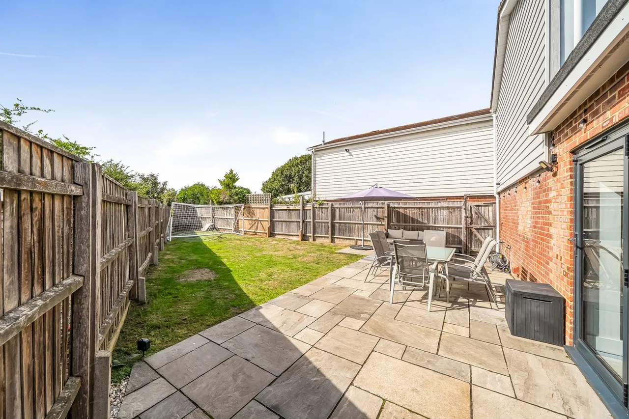 Meadowlands, Lymington, SO41, photo 16