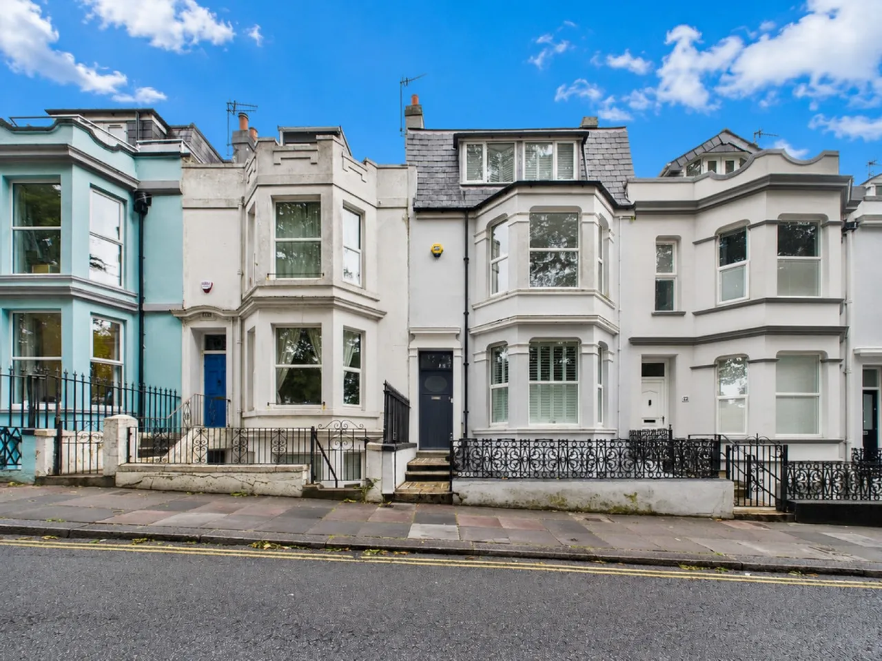 4 bed house to rent — Citadel Road, Plymouth