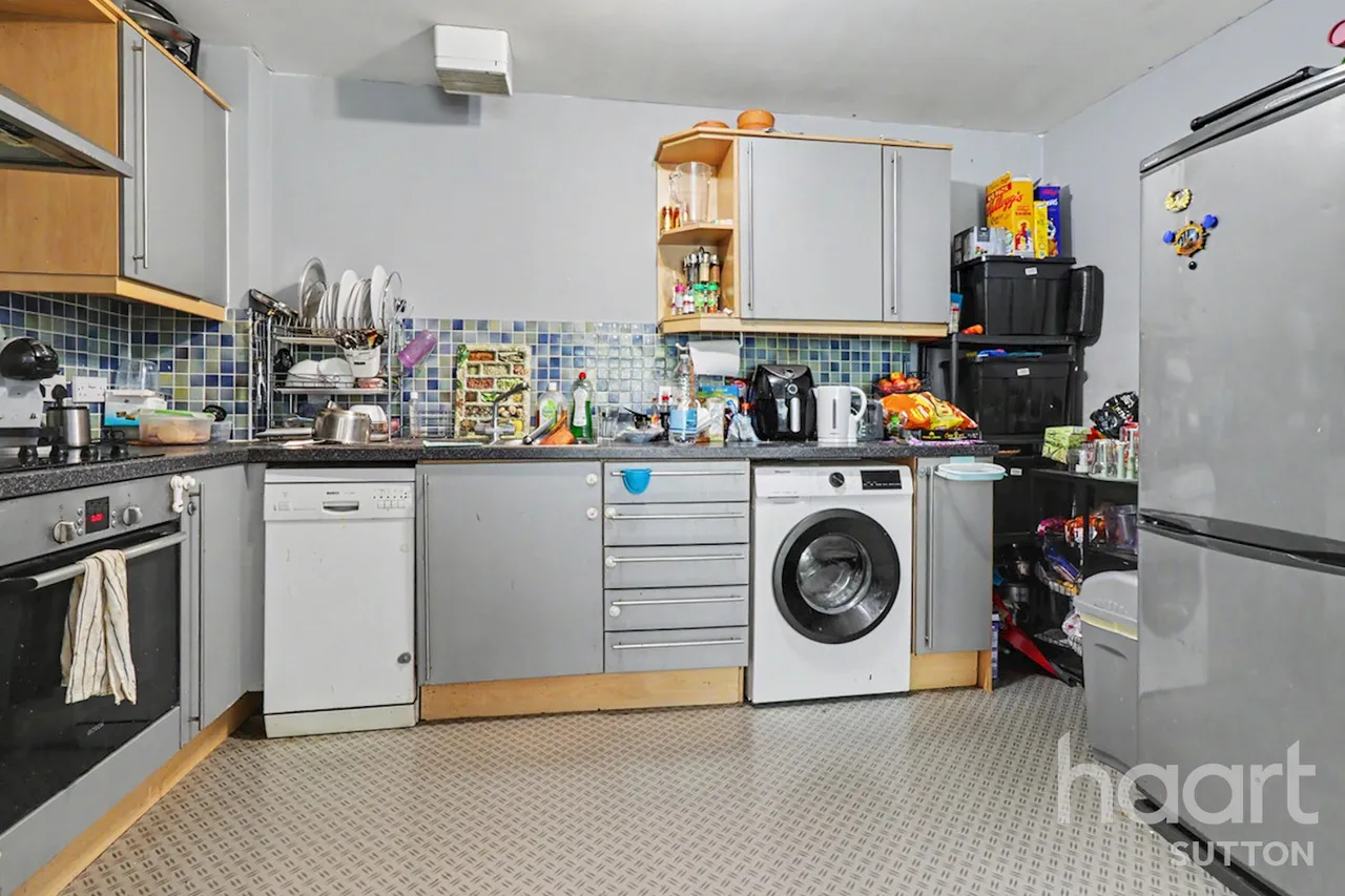 Cleeve Way, Sutton, SM1, photo 2