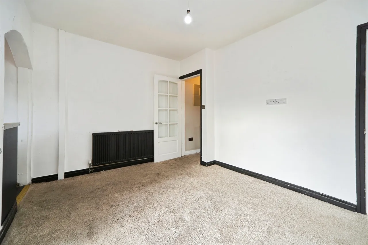 Grange Crescent, Riddlesden, Keighley, photo 5
