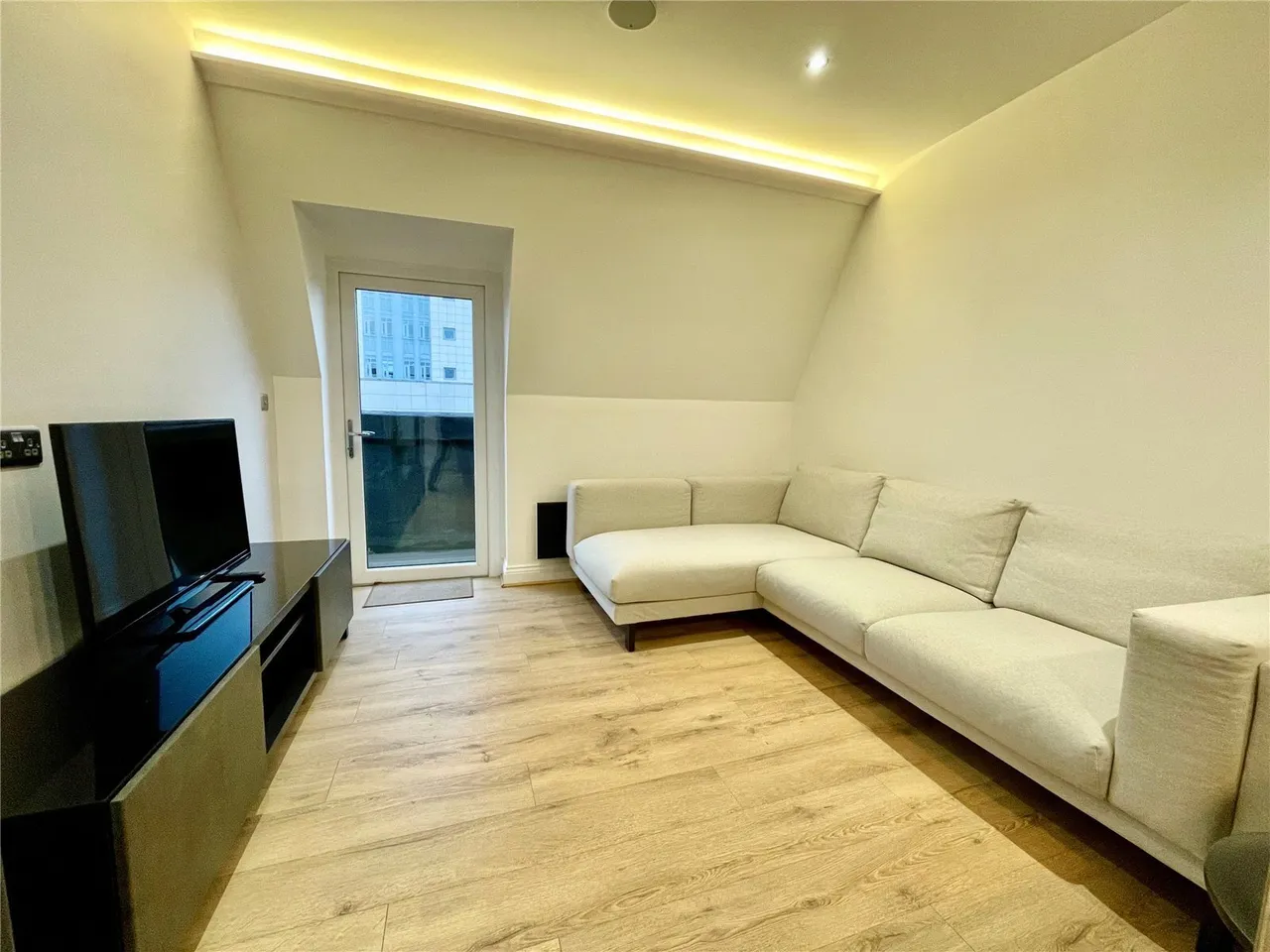 City Bridge Apartments, Glovers Court, PR1, photo 3
