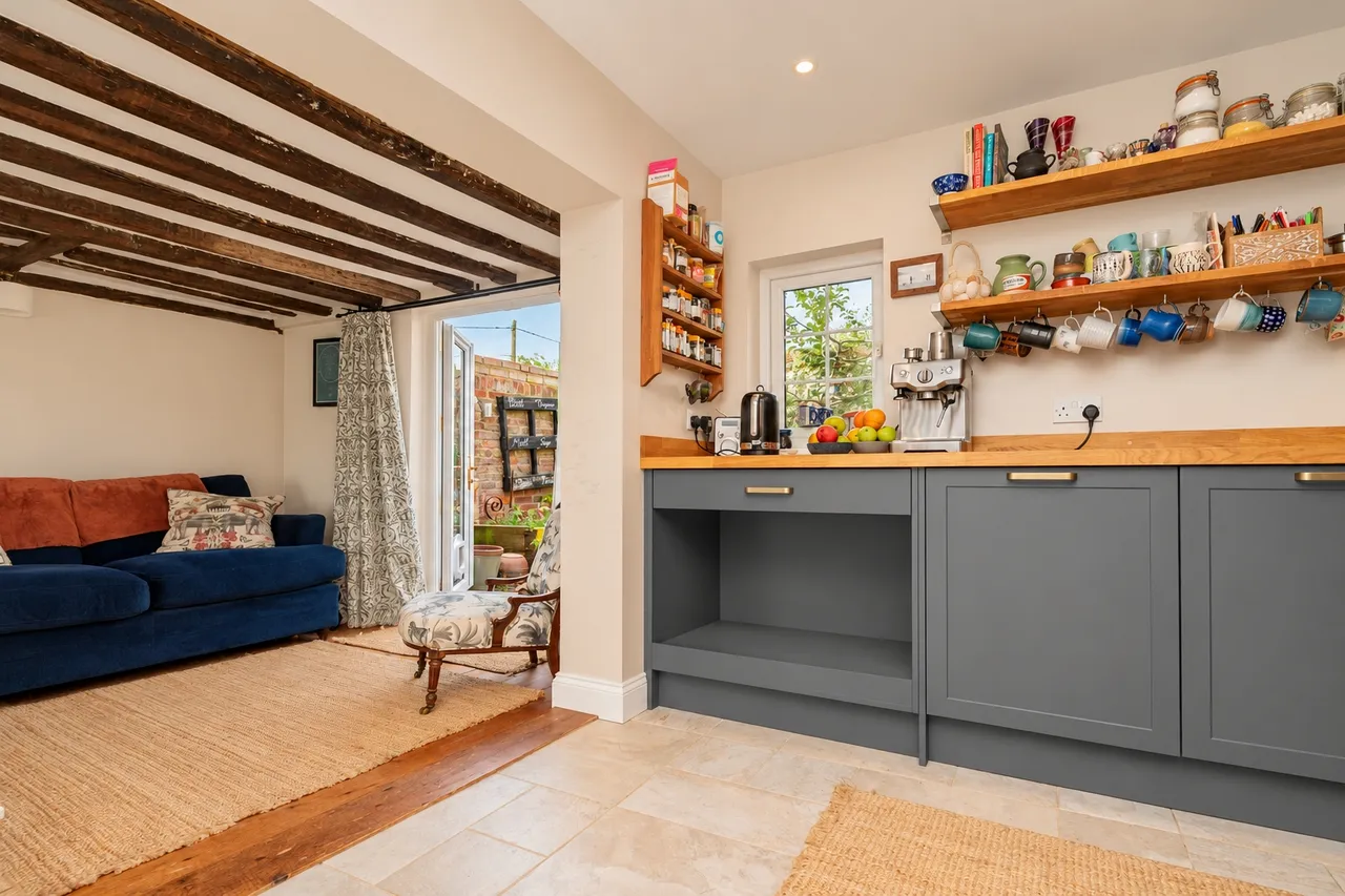 The Street, Mersham, TN25, photo 10