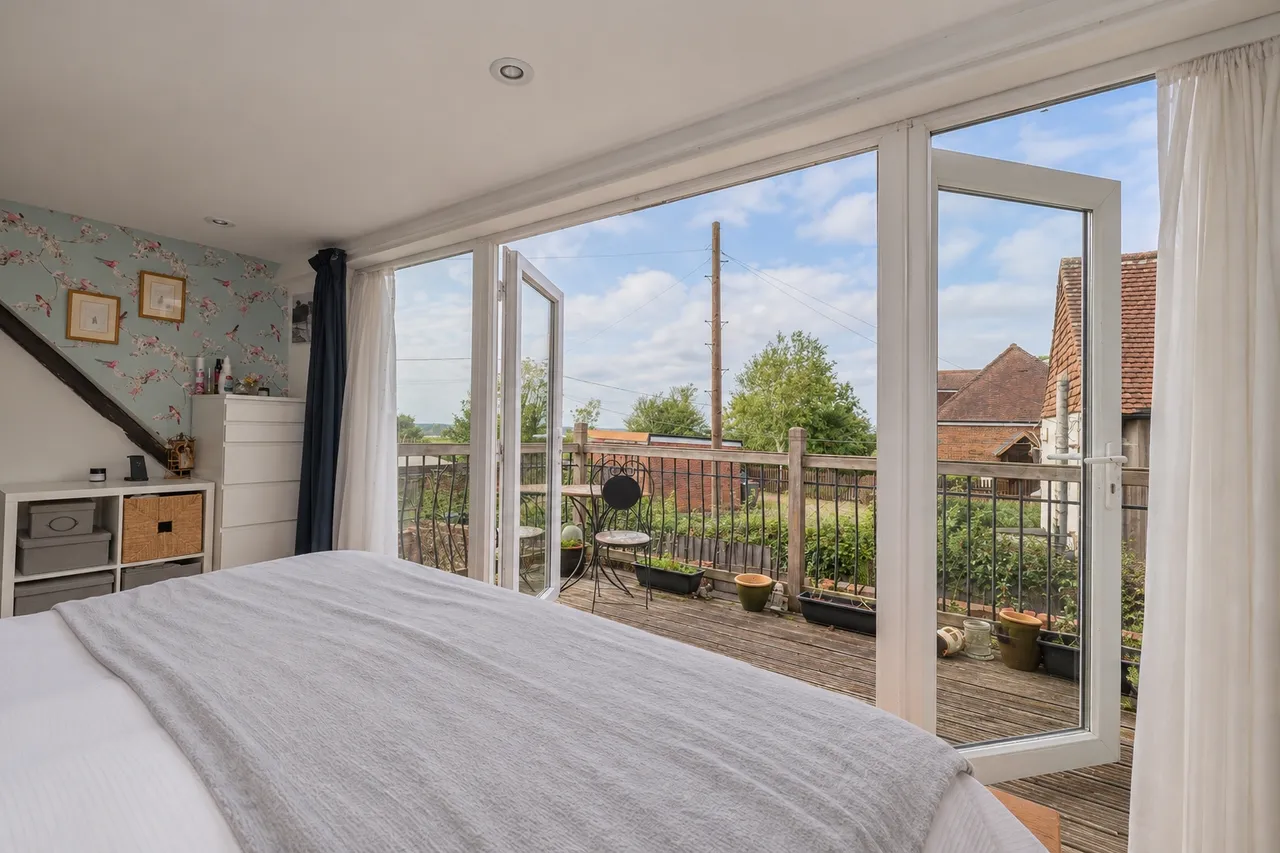 The Street, Mersham, TN25, photo 16