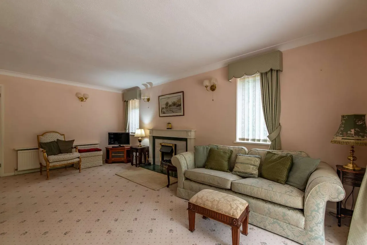 Long Lane, Hermitage, Thatcham, Berkshire, RG18 9QT, photo 5