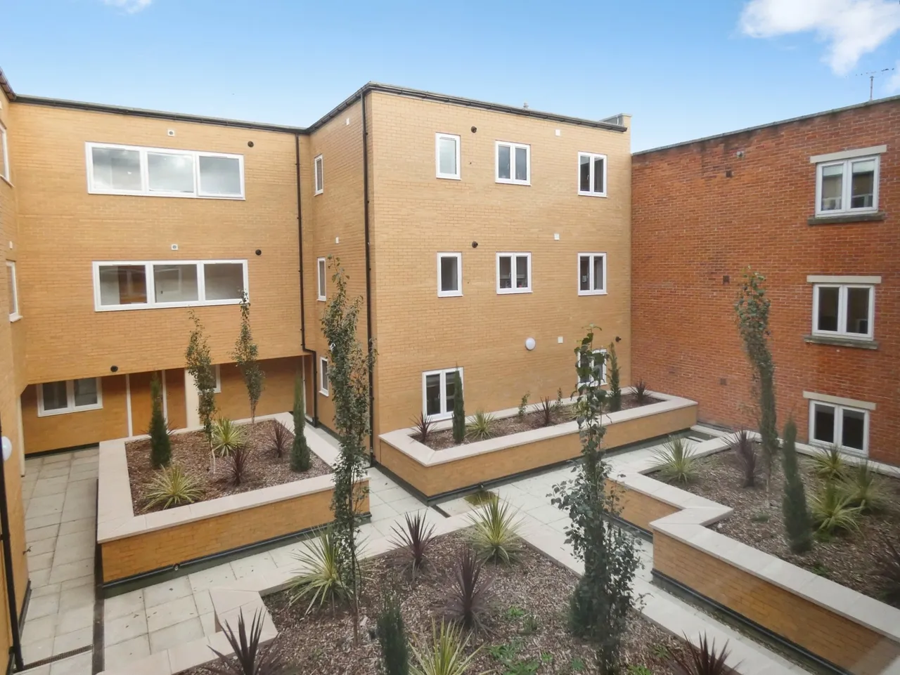 Camp Road, Farnborough, Hampshire, GU14 6GR, photo 6