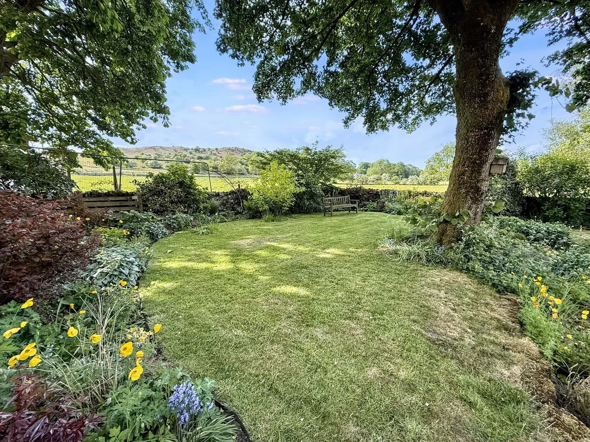 Back of Ecton, Ecton, DE6, photo 17