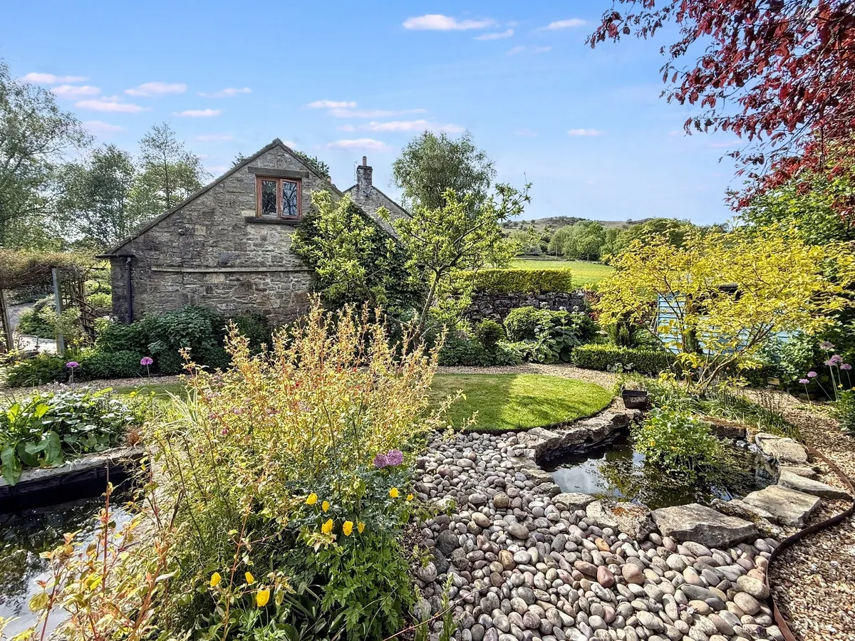 Back of Ecton, Ecton, DE6, photo 25
