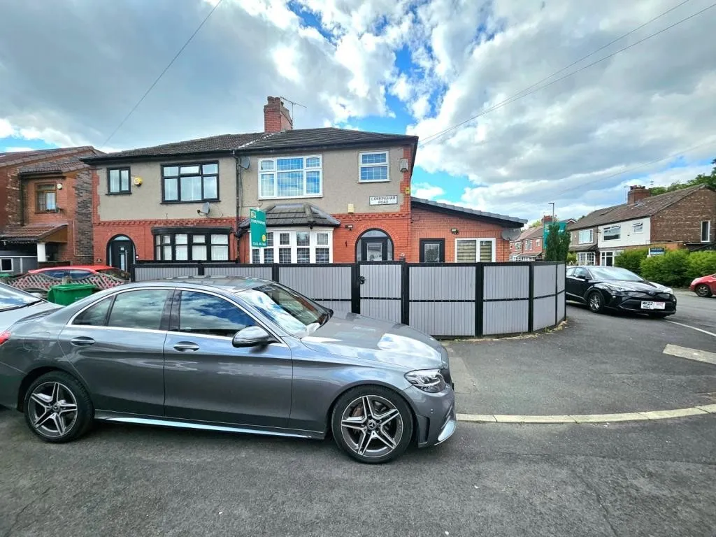 4 bed house for sale, Corringham Road, Manchester, M19