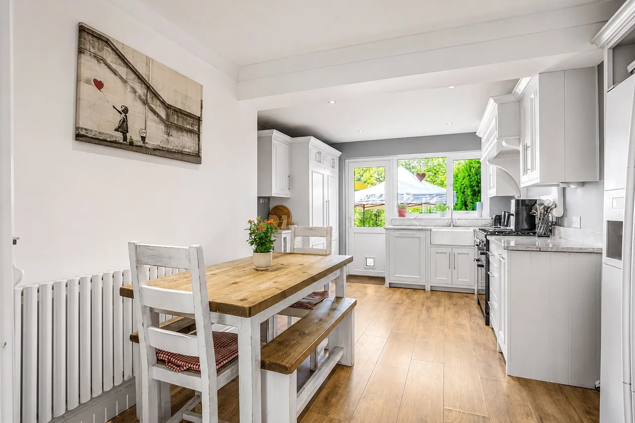 Ashenden Road, Guildford, GU2, photo 16