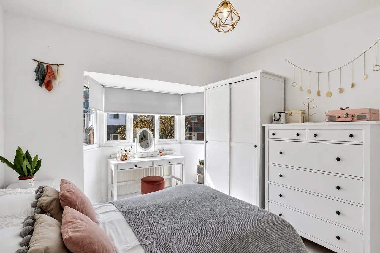 Ashenden Road, Guildford, GU2, photo 23