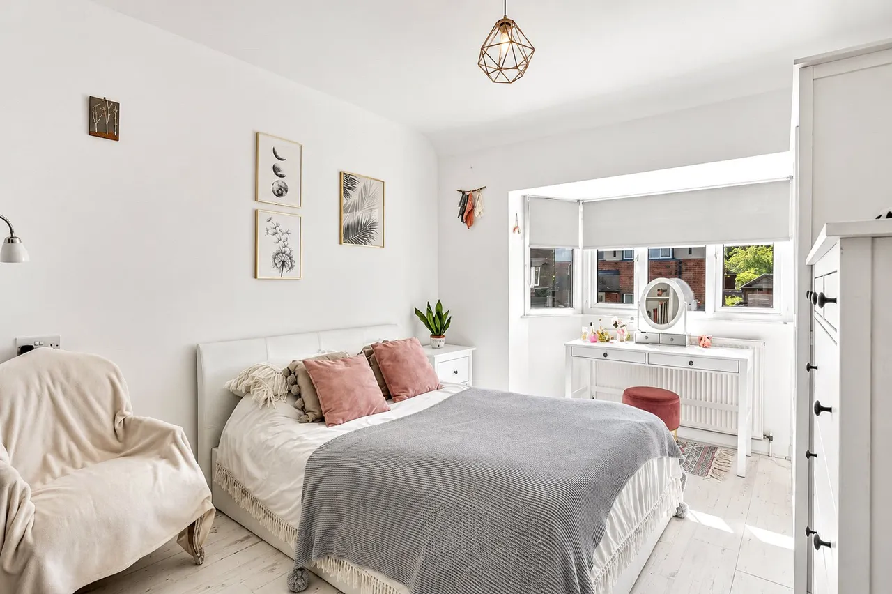Ashenden Road, Guildford, GU2, photo 6