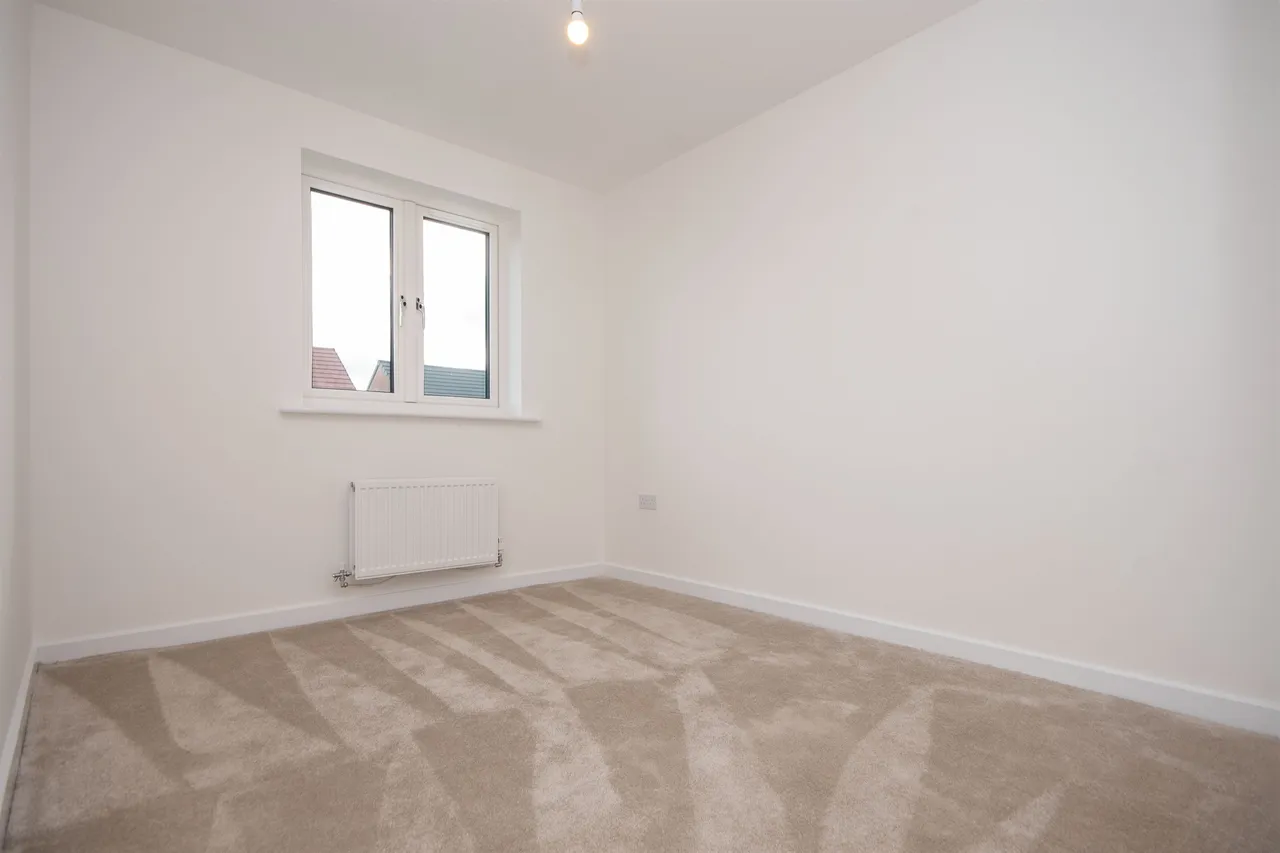 Eyam Close, Kettering, NN14, photo 8