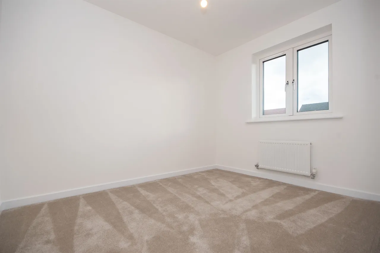 Eyam Close, Kettering, NN14, photo 9