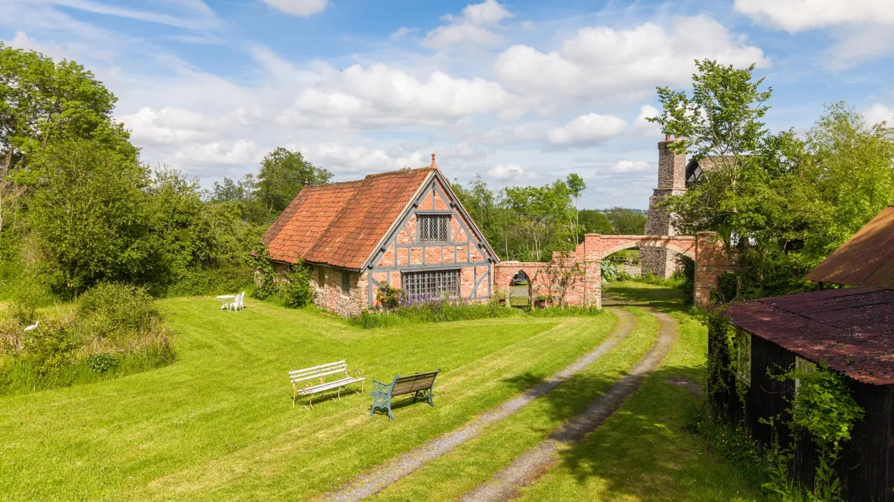 Eardisley, HR3, photo 6