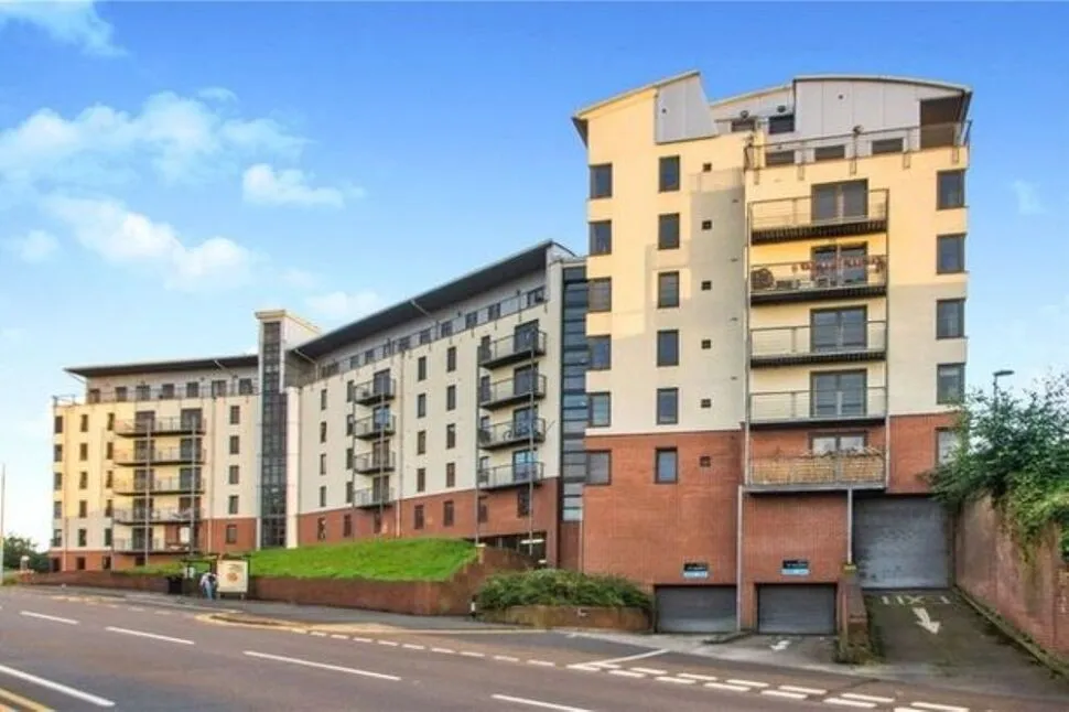 2 bed flat to rent, Derby Road, Nottingham, NG7