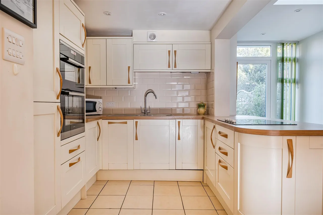 High Street, Box, SN13, photo 4