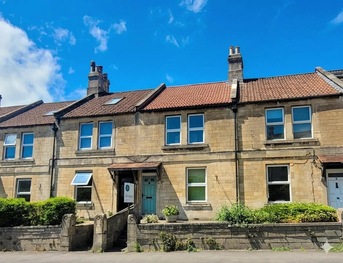 3 bed house for sale, High Street, Box, SN13