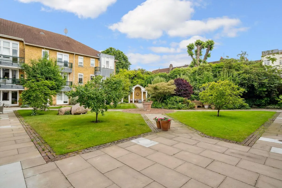 1 bed flat for sale, Milmans Street, London, SW10