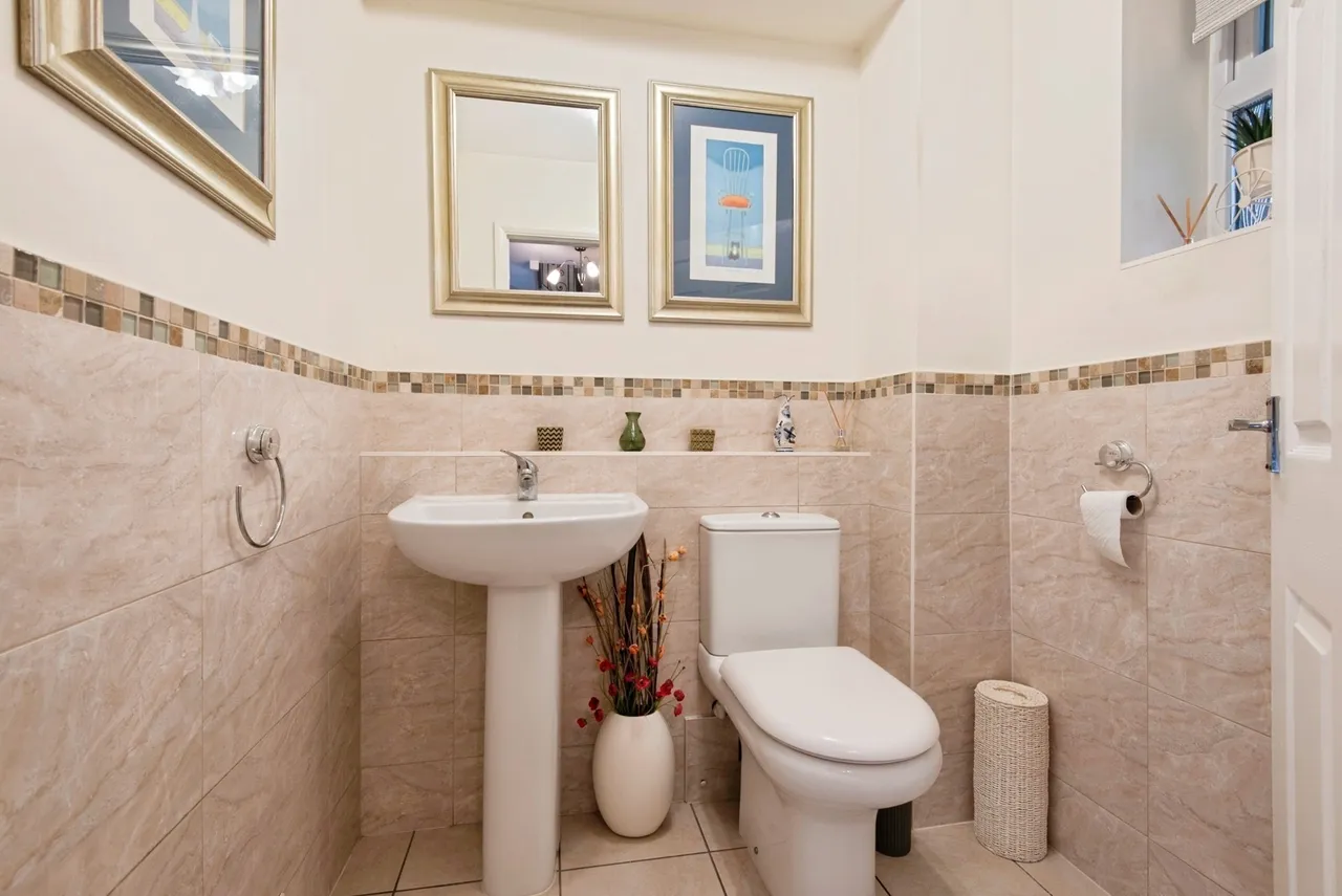 Manor Close, Ickleford, SG5, photo 8