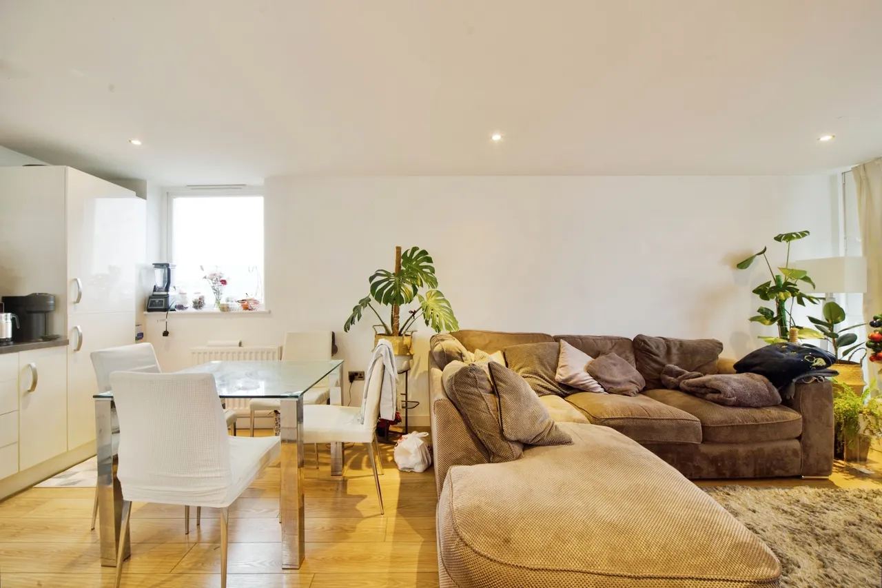 Rainhill Way, London, E3, photo 12