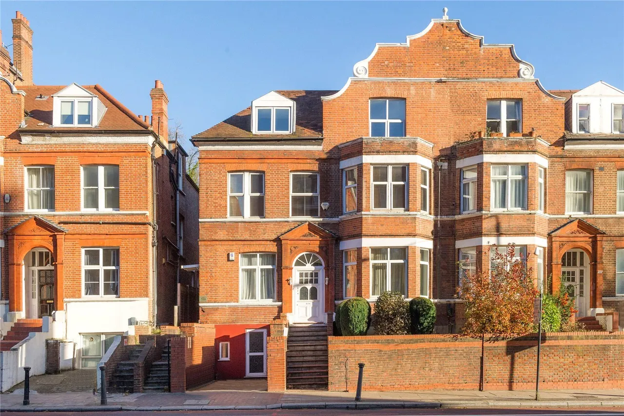 Finchley Road, Hampstead, NW3, photo 14