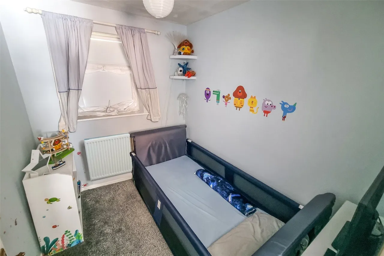 Cypress Grove, Ash Vale, Guildford, Surrey, GU12 5QW, photo 15