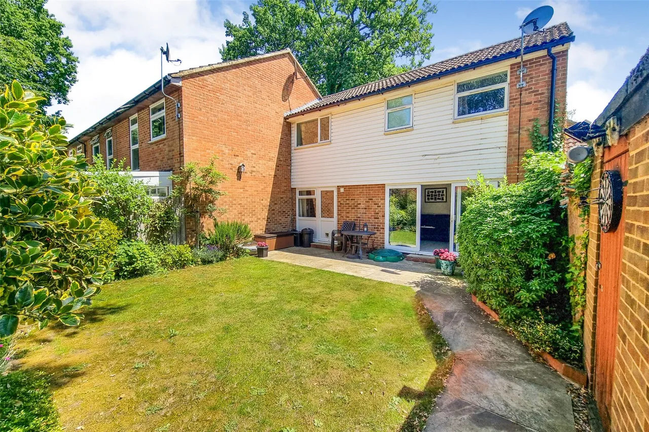 4 bed house for sale — Cypress Grove, Ash Vale, Guildford, Surrey, GU12 5QW