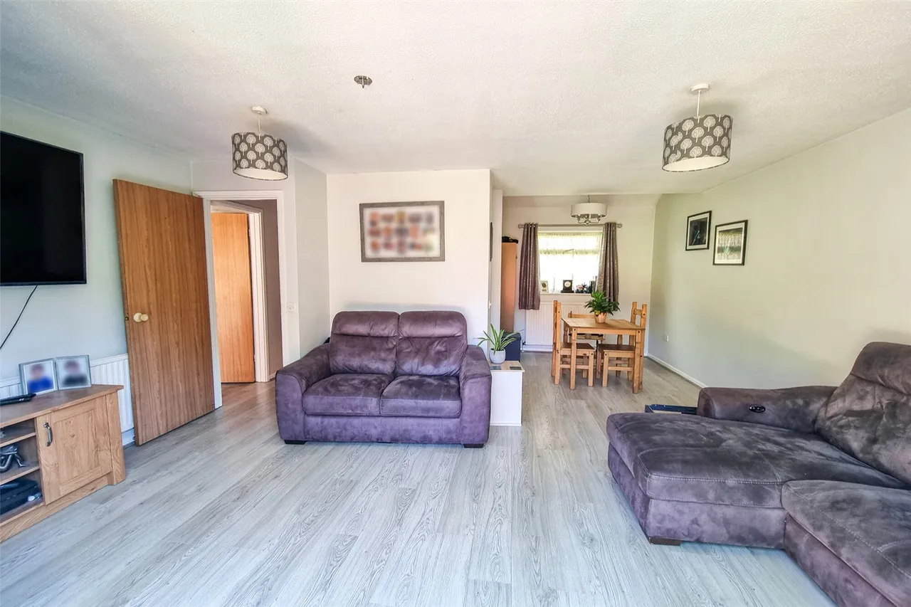 Cypress Grove, Ash Vale, Guildford, Surrey, GU12 5QW, photo 3