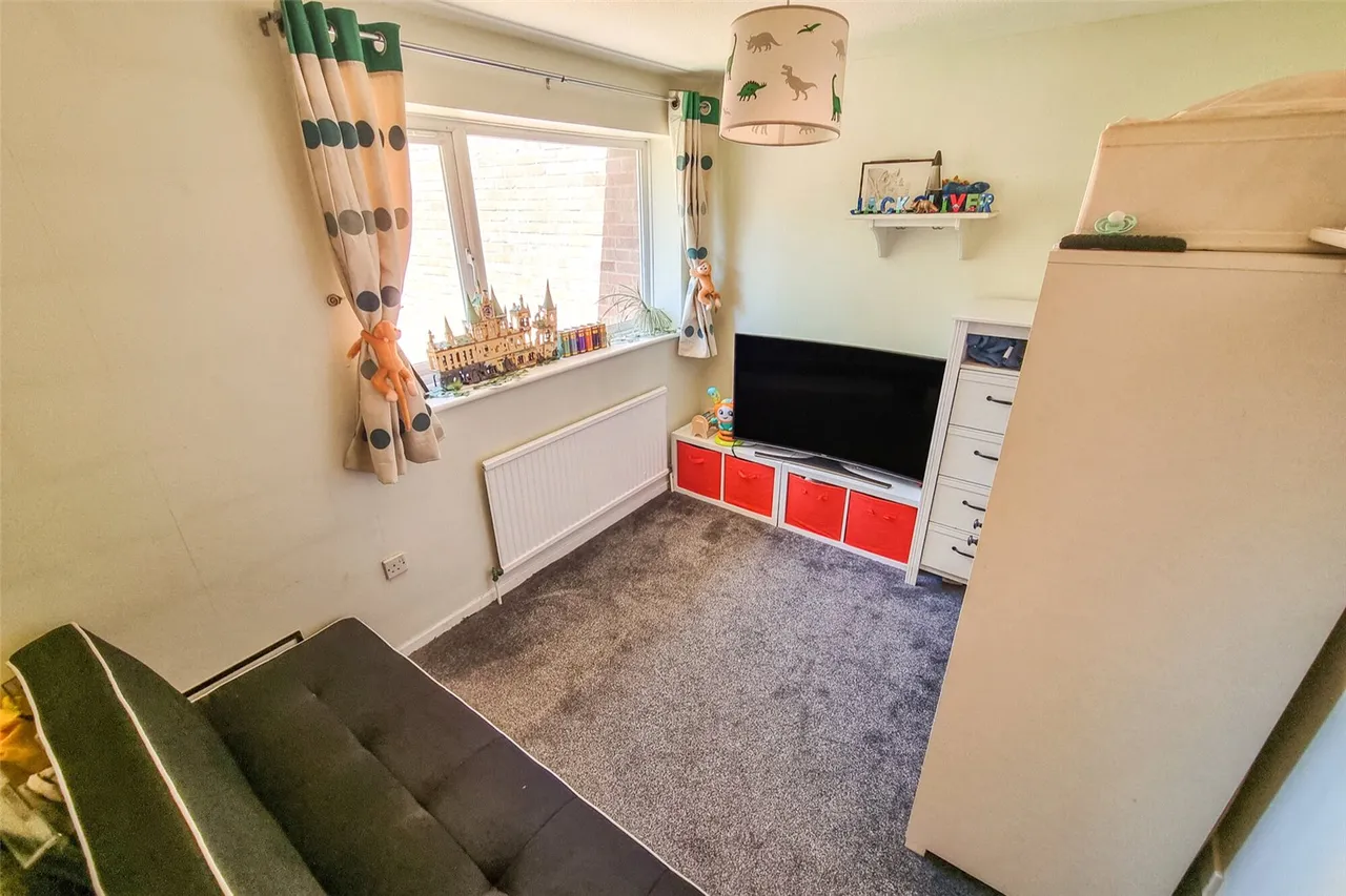 Cypress Grove, Ash Vale, Guildford, Surrey, GU12 5QW, photo 14