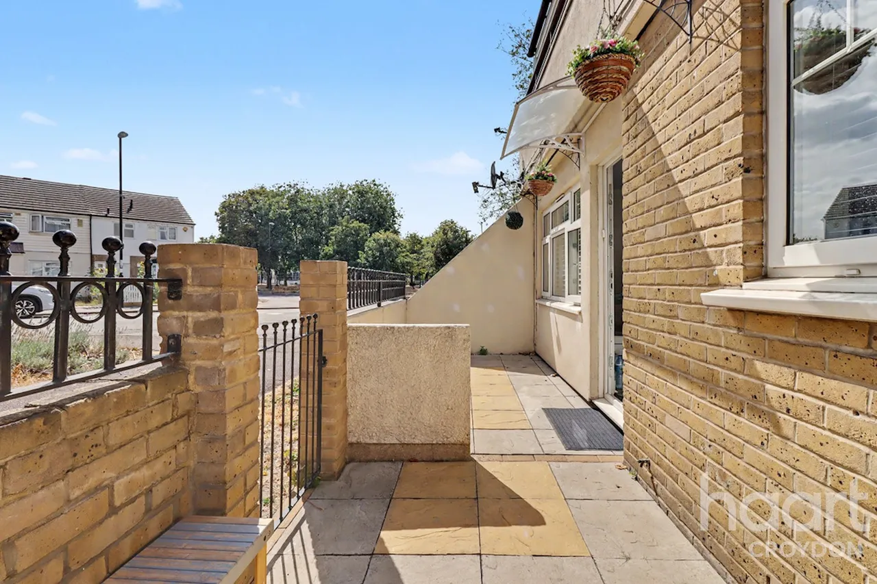 Renown Close, Croydon, CR0, photo 4