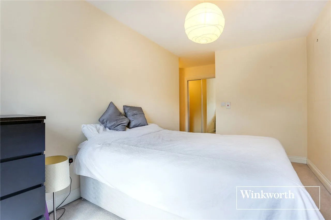 Hendon Lane, Finchley, N3, photo 12