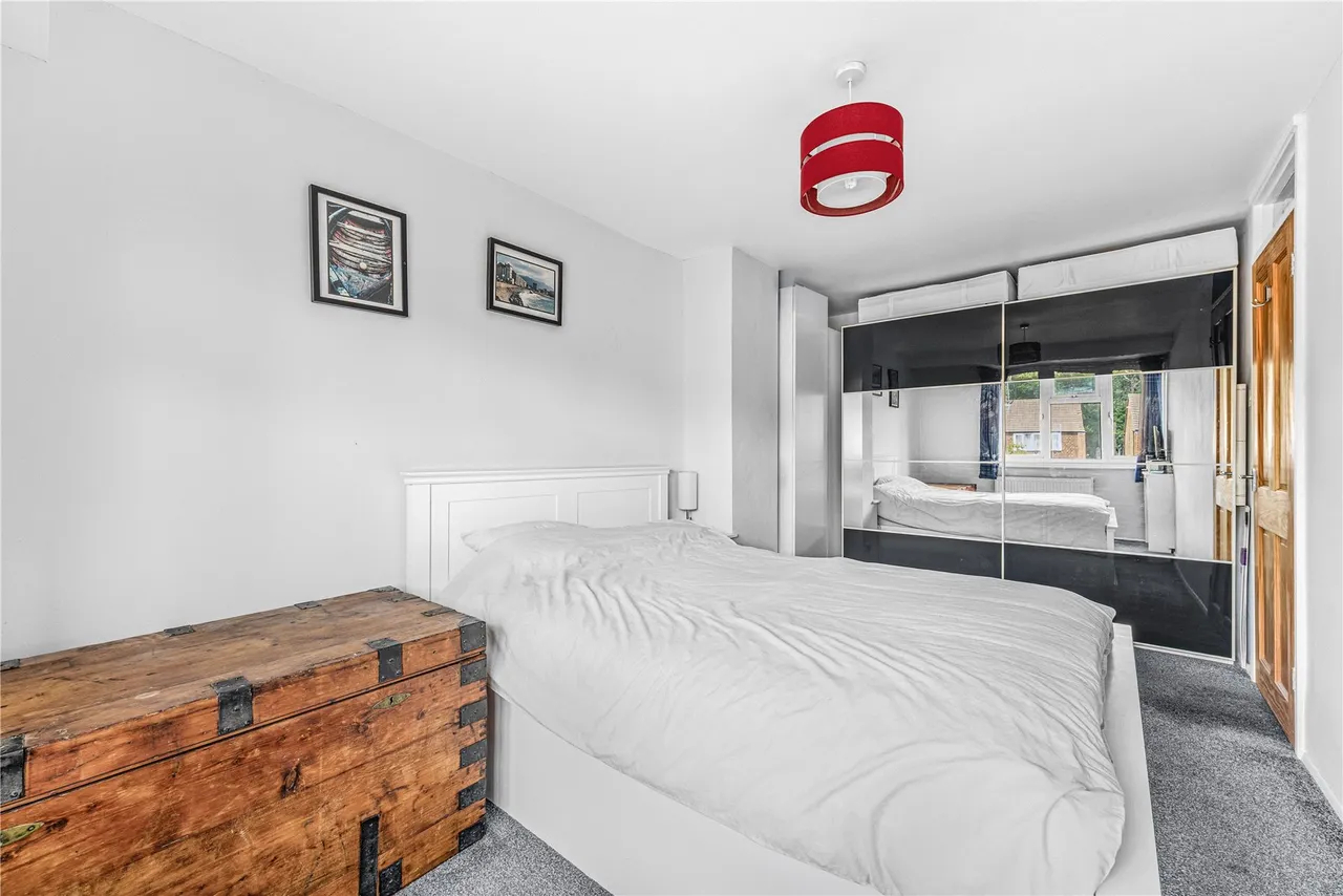 Connaught Crescent, Brookwood, GU24, photo 14